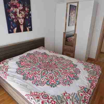 You & me Rooms