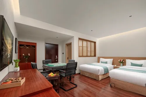 Fengjie Xudong Hotel - parking