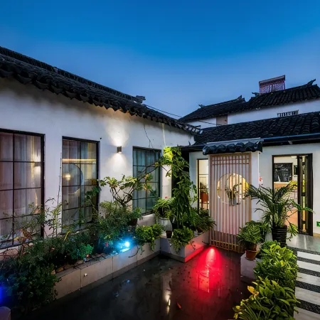 SLOW LIFE INN