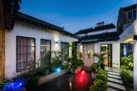 SLOW LIFE INN