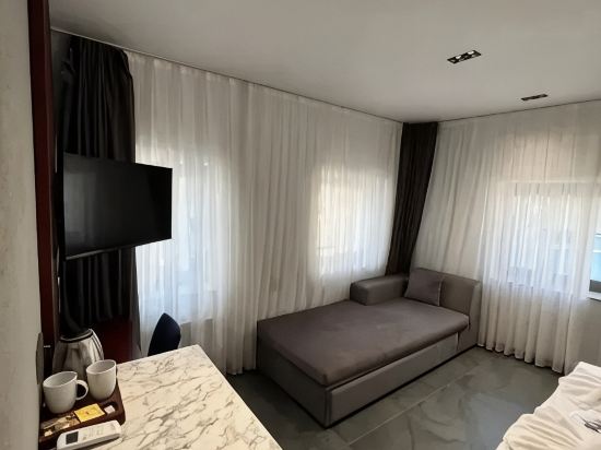 Voir Hotel Pera