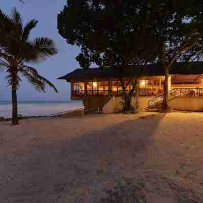 Baobab Beach Resort & Spa Hotel Exterior