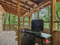 Matthew11:28~4 MIL Pkwy-Dwntwn Pigfrge Hot Tub, Wifi-Gas Fireplace-No Extra Fees