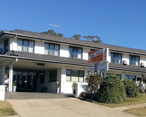 White Manor Motel Hotel di Cooma