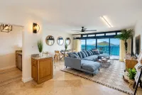 Luxury 2-bedroom villa - Award Winning - Best Views on the Island - 3 AC Units