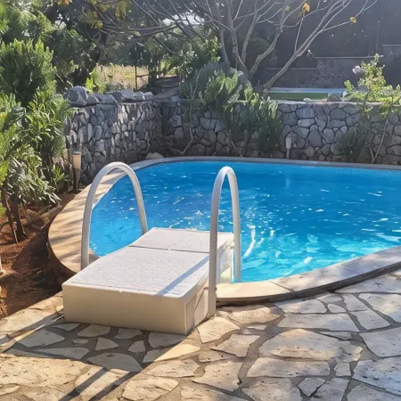 Big Sea View apartment within walking distance of the old town, beach and shops