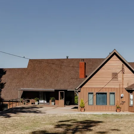 The Farmhouse at Mt. Dennison/Entire Home in Balch Park 2 Mi from Sequoia Forest