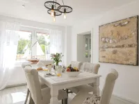 Boddensuite - 90sqm on one level with terrace and private parking space Hoteles en Wieck auf dem Darß