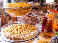 Hotel Löwen Garni - B&B - breakfast