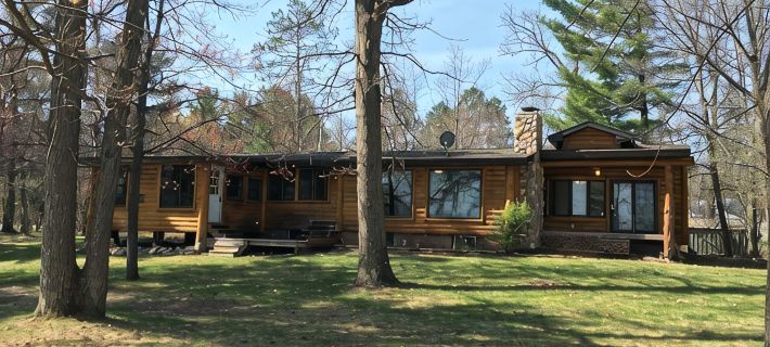 Log Sided Cabin on the Mississippi River w/ Lake Pokegama Access! 이타스카 카운티 호텔