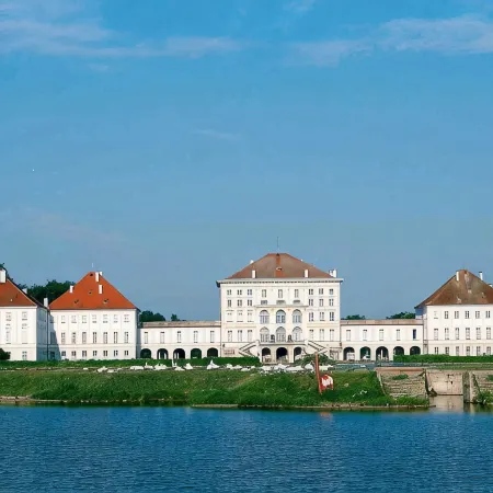 Mercure Hotel Muenchen Altstadt Отели рядом с достопримечательностью «Церковь Асам»