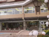 نيوتاون بلازا هوتل Hotels near مينيس فيو بارك