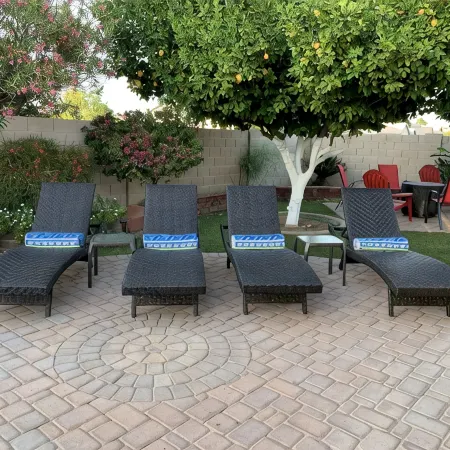 3 King Beds, Heated Pool!!