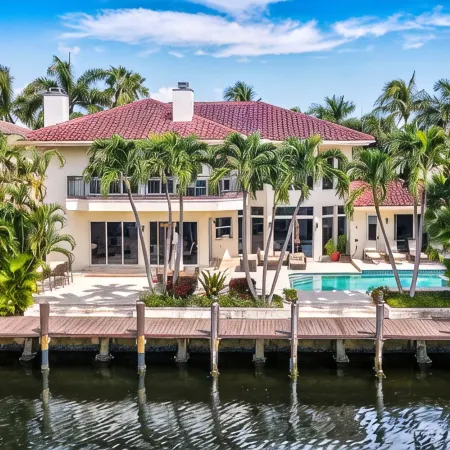 Luxurious Delray Beach Waterfront Pool Home with VIP Beach Passes! Pet Friendly!