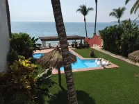 BEACHFRONT on a Budget! ~ Condo Sereno ~ Low Beachfront Rate! - Beach