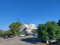 George Beach Studios - Pysäköinti