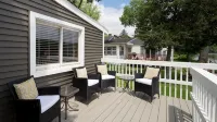 ROCK RIVER HIDEAWAY Grill, Fire Pit, Pet Friendly with a fee of 30.00 per night