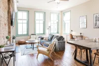 The Reserve - Heart of OTR 2 Bed Suite w/Views.