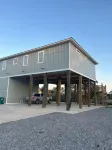 Bream Street retreat. New home in BSL on the water with boat launch. Sleeps 10.