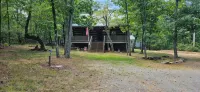THE WOODLANDS - VERY QUIET SECLUDED CABIN