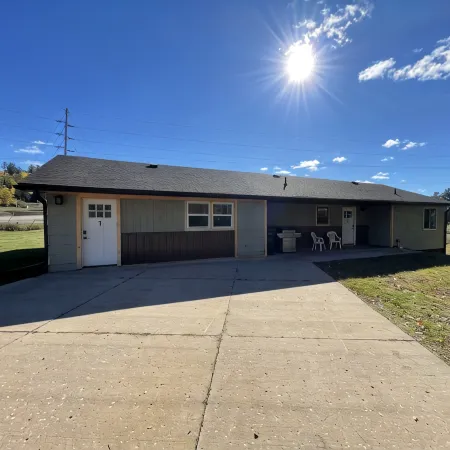Scenic 2Br by Pine Mountain - Ski Hill + Golf Course