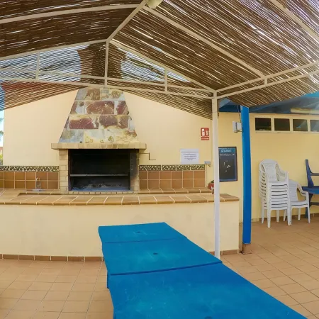 Quiet oasis with charm, incl. Swimming pool, near the beach