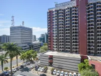 Garvey Park Hotel Hotels near South Wing
