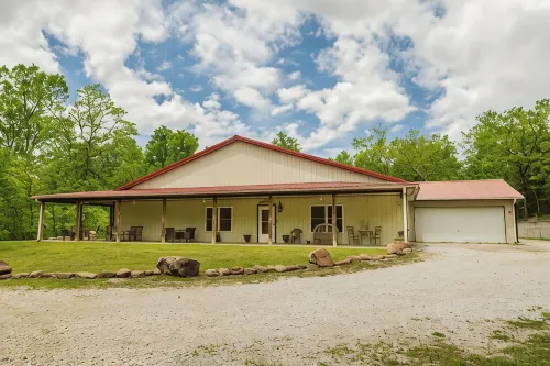 Hannah House ~ Your Vacation Awaits!