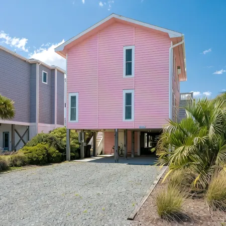 Paradise at The Point - Relaxing Home Steps to Beach + Sunsets + Ocean views