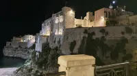 Cozy One-Bedroom Retreat in Polignano a Mare - Bungalows