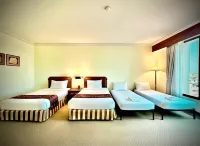 C.S. Pattani Hotel - parkir