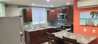 Newly remodeled "Beach" Themed home that is close to downtown and Mayo Clinic. - บังกะโล