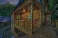 Blissful Mountain Cabin, Close To It all + Hot Tub - 4 stjerner