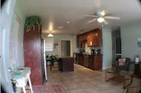 Breezy Cool Vacation Comfy House close to Beaches