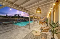 Boho Bungalow - 30ft pool & minutes from festivals - สระว่ายน้ำส่วนตัว
