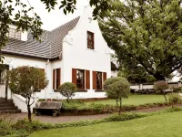 Oak View Manor Hotels in Sedibeng