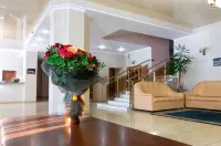 Leningrad Hotel