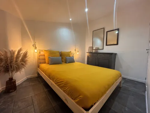 Mimosa cocoon for 6 people In the heart of the old village
