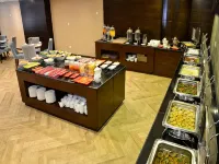 Naviti Warwick Dammam - Bữa sáng