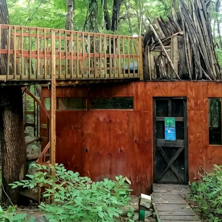 Lost River Hostel