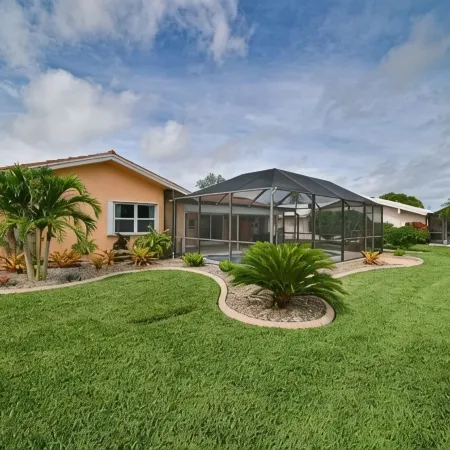 Punta Gorda Isles Updated 2b2b Canal Pool Home - Jan-March Weeks Available!