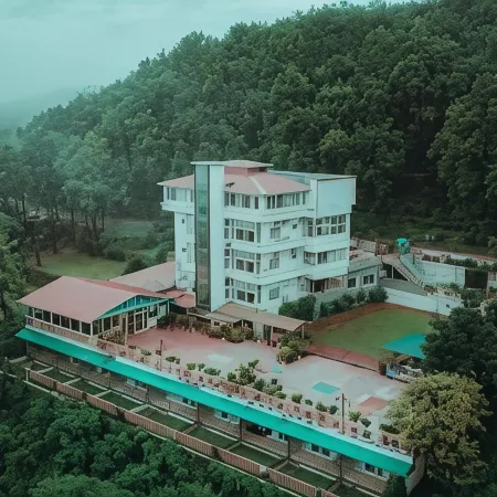 Hotel Rajpur Heights