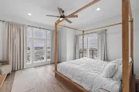 Sleeps 12! Pool, Hot Tub & Cabana-Rooftop Tub, Steps 2 O'Steen Beach/East Pass B - Bungalows