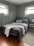 Cottage in Sugarcreek with Hot Tub - Homestays