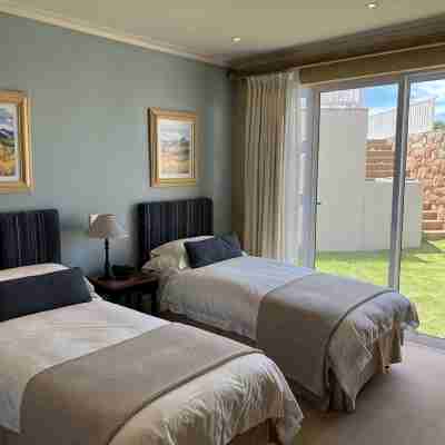 Pinnacle Point Beach & Golf Estate 3 bed Villa Rooms