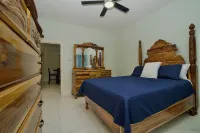 Charming 3-bedroom house in enchanting Fairy Hill with WiFi, AC - 3 ดาว