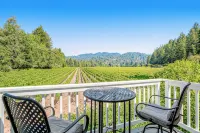 Melody Vineyard Cottage - Homestays
