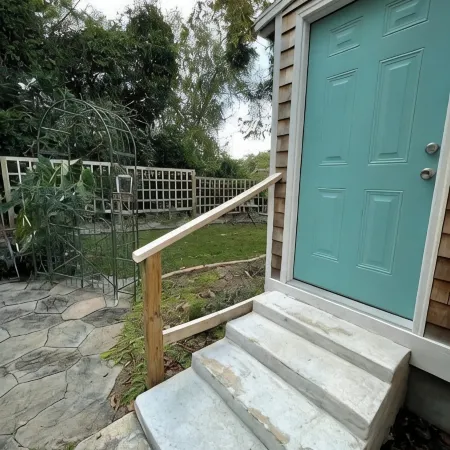 Cheerful 2-bedroom Edenton bungalow getaway