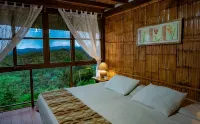 Samai Lodge Holistic Living - Pools