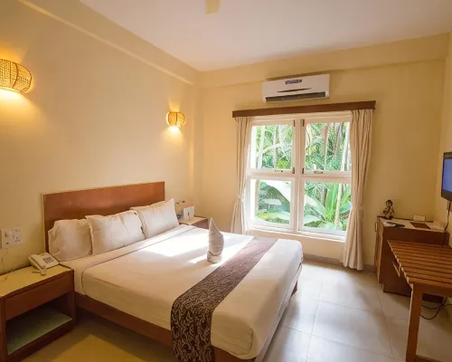 Cocohut Resort Hotels in Diveagar